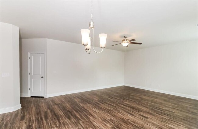 Foto del edificio - 374 Ireland Ln