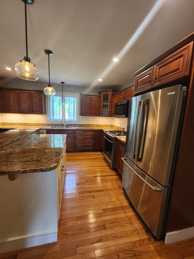Building Photo - Oversized 3-Bedroom Duplex for Rent – $3,000/Month