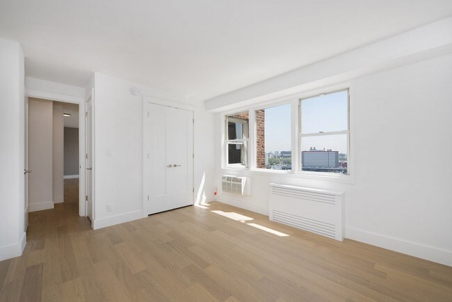 Foto del edificio - 2300 5th Ave