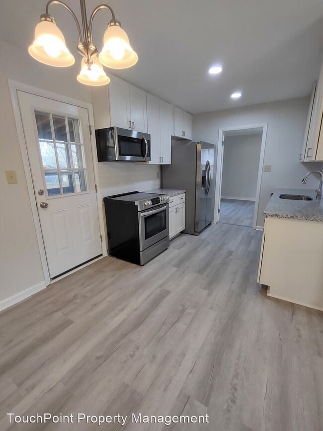 Building Photo - 3 br, 1.5 bath House - 6116 Allen Black Rd