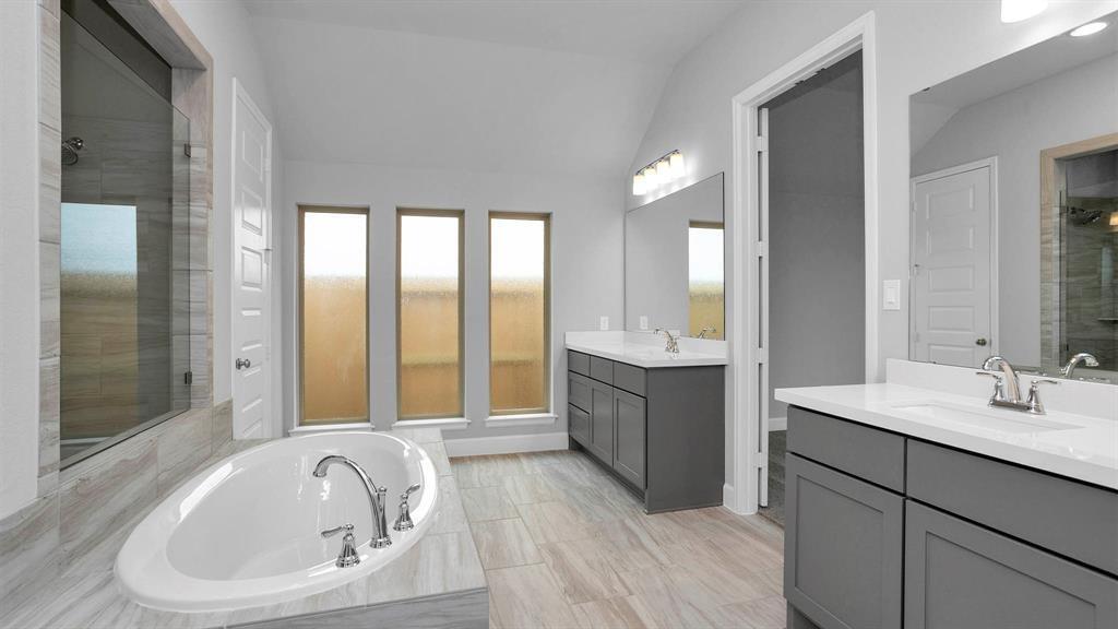 31215 Crescent Hl DR  