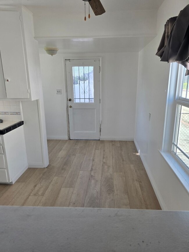 Foto del edificio - BEAUTIFUL COZY 2 BED 1 BATH HOUSE!