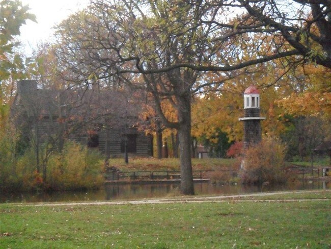 Foto del edificio - 850 Whitmore Rd