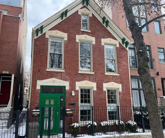 Foto del edificio - 1023 N Winchester Ave