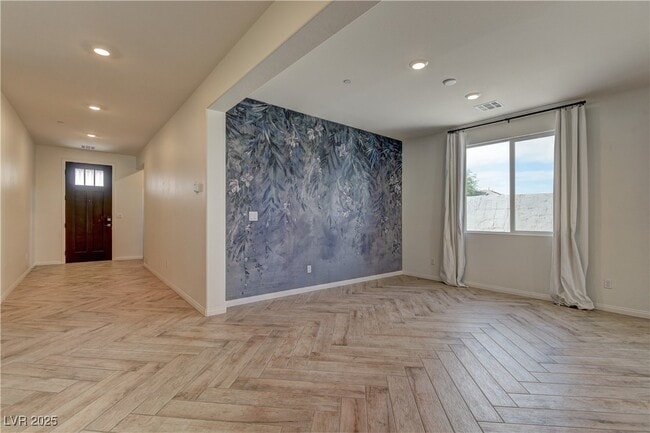 Building Photo - 6390 Montrose Park Ct