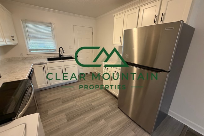 Building Photo - Move-in Special! Limited-Time Leasing Offer - FREE RENT!