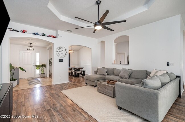 Foto del edificio - 499 Bayard Ave NE