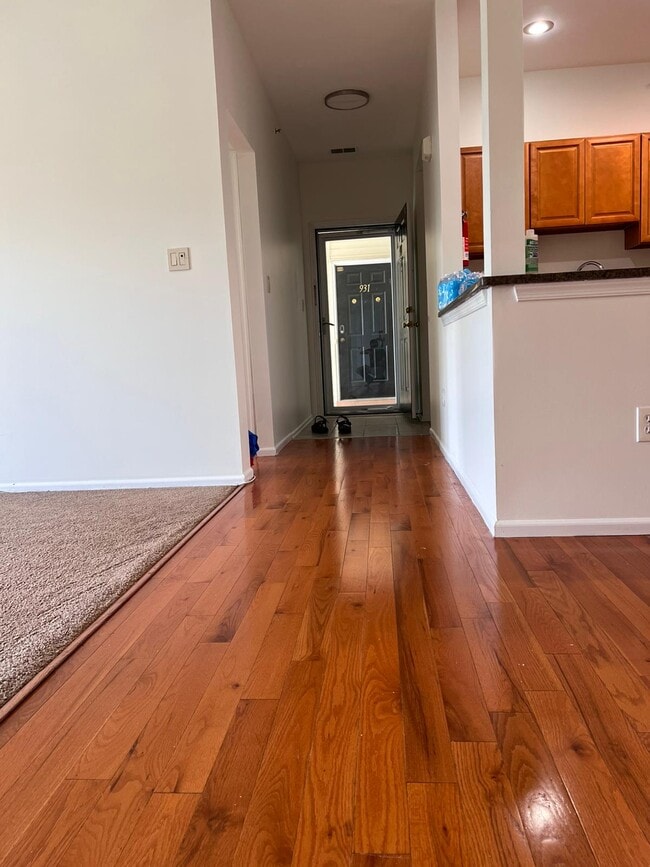 Building Photo - 933 Del Negro Ct