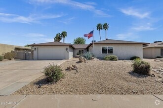 Building Photo - 4913 E Acoma Dr