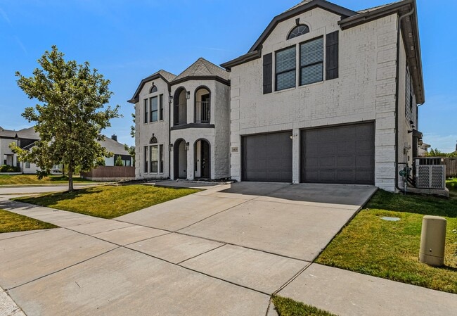 Building Photo - 14020 Sparrow Hill Dr