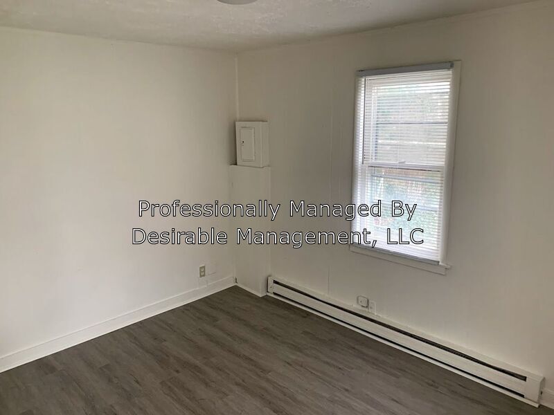 Foto del edificio - 6 E Virginia Ave