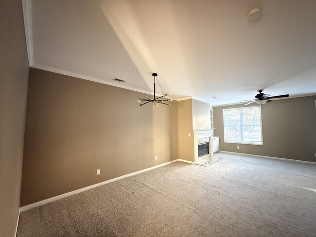 Foto del edificio - 1705 Waters Edge Trail