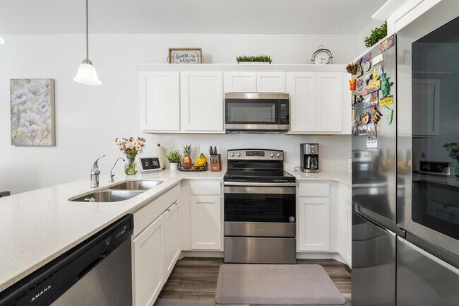 Foto del edificio - 13128 Keegan Dr