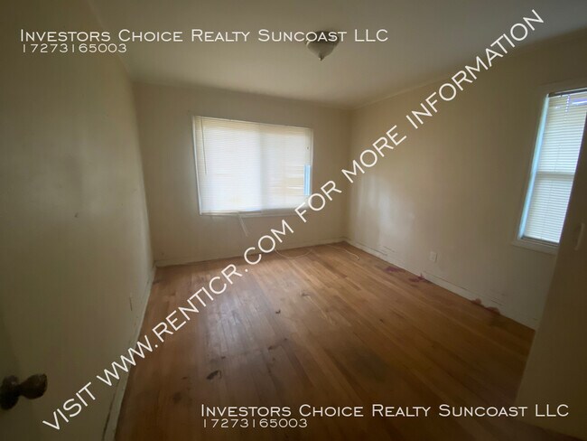 Building Photo - 2525 21st St S