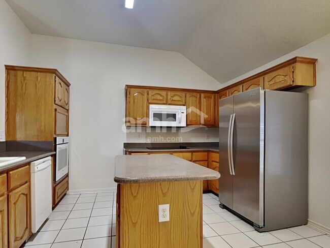 Foto del edificio - 532 N Parks Dr