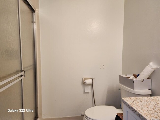 Building Photo - 559 Rosevale Ave