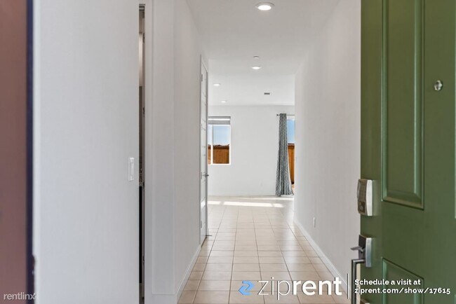 Building Photo - 4 br, 3 bath House - 15943 Testarossa St, ...