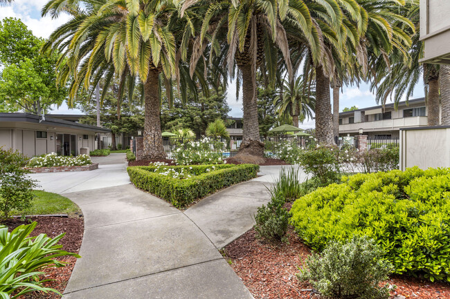 Foto del edificio - Glenmoor Green Apartments