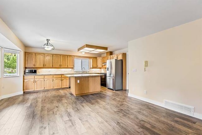 Building Photo - 20448 122B Av