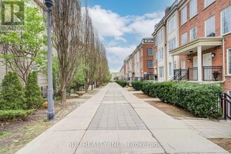 Building Photo - 11 Everson Dr