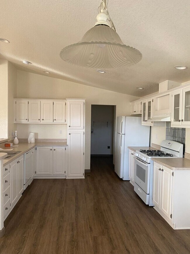 Foto del edificio - 270 Phelan Ranch Way