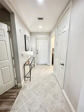 Building Photo - 5076 Annunciation Cir