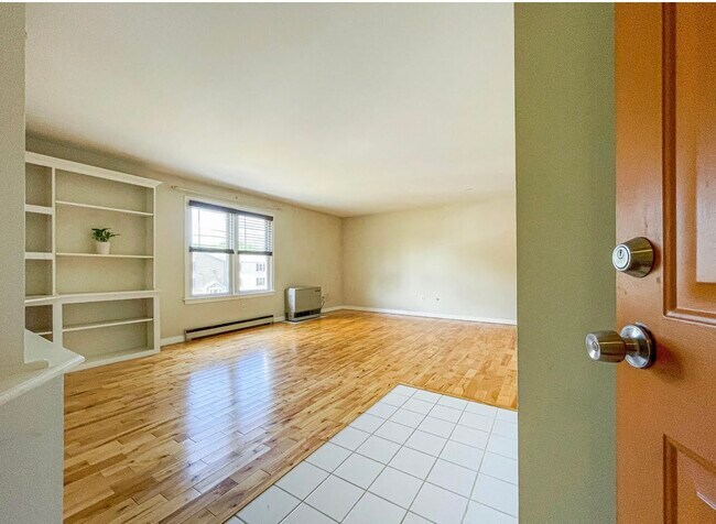 Entry into Apt. - 33 Minott St