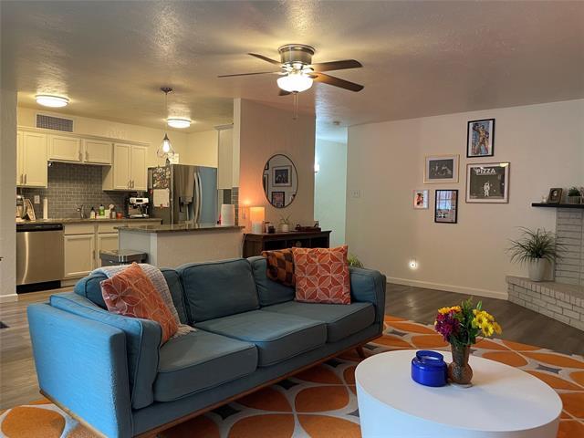 Foto del edificio - 134 W Way Dr