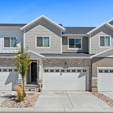 Building Photo - 16233 S Truss Dr