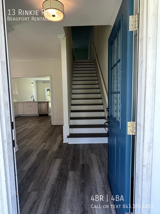 Building Photo - 13 Los Robles Rd