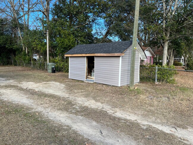 Foto del edificio - 115 Gates St