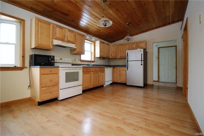 Building Photo - 24336 NY-12