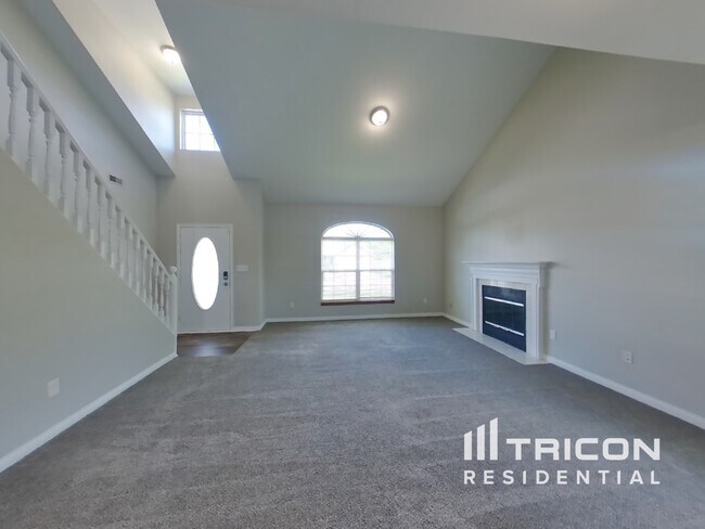 Foto del edificio - 1421 Locke Bend