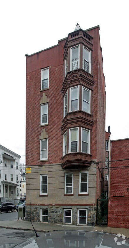 Foto del edificio - 35 Caroline Ave