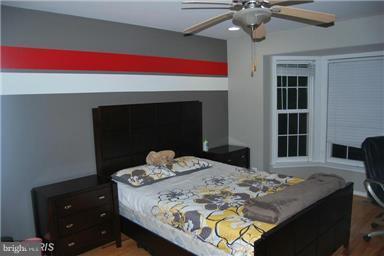 Foto del edificio - 43923 Thorncroft Terrace