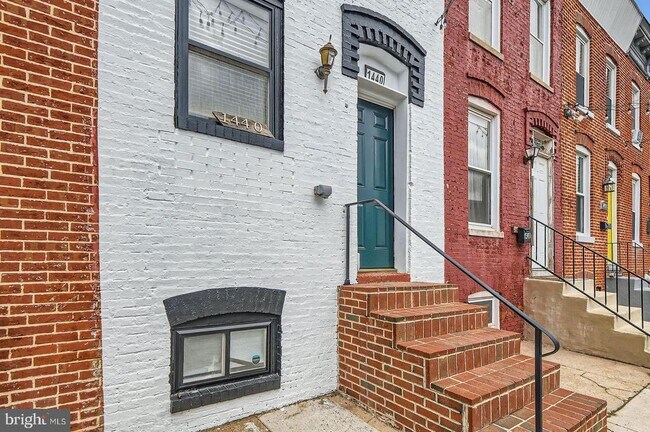 Building Photo - 1440 Ward St