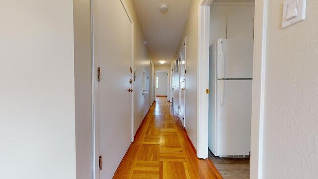 Foto del edificio - 4232 Irving St