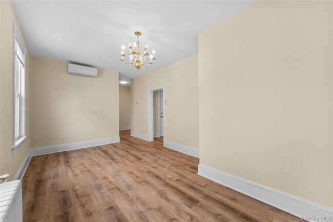 Building Photo - 81 N Washington St