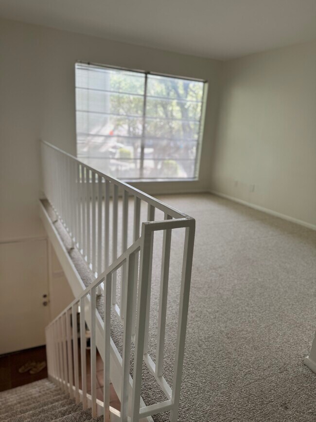 Foto del edificio - 4431 Travis St