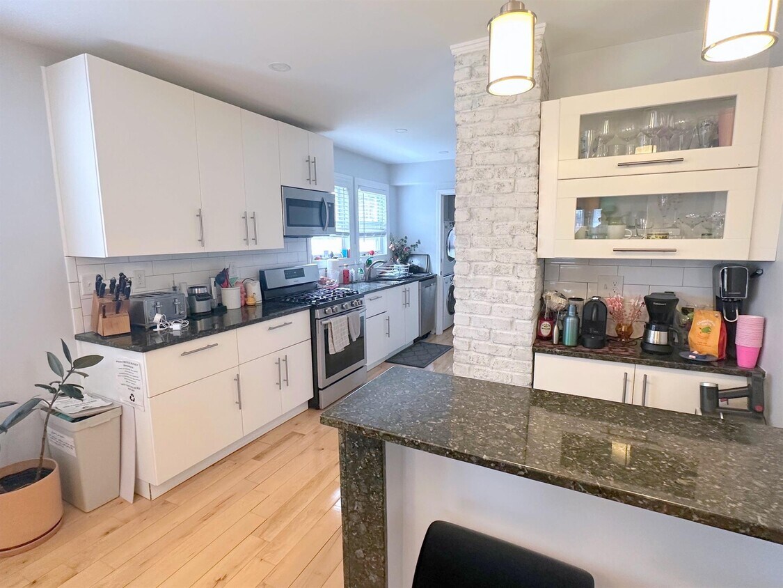 Foto principal - 294 Arlington St