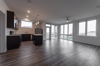 Building Photo - One41 Wellington Apartments