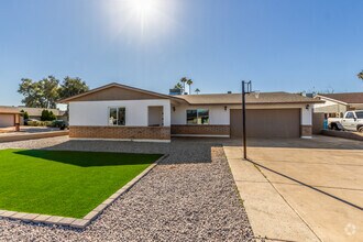 Building Photo - 4302 N 80th Ln
