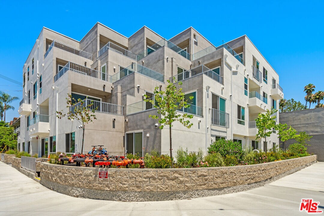 Foto principal - 4406 Fulton Ave