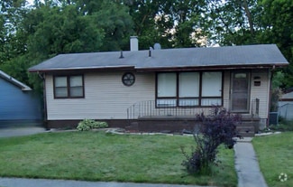 Building Photo - 3938 Vermont St