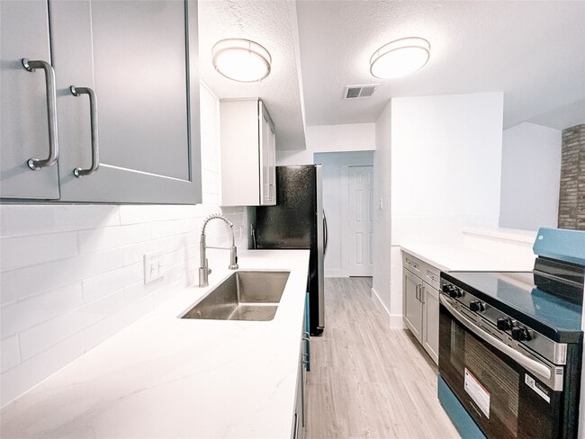 Foto del edificio - 12524 Pebblestone St