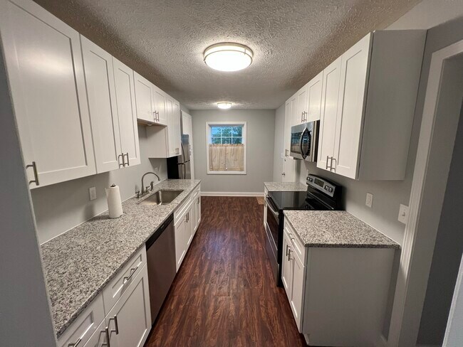 Kitchen - 19806 Winslow Rd