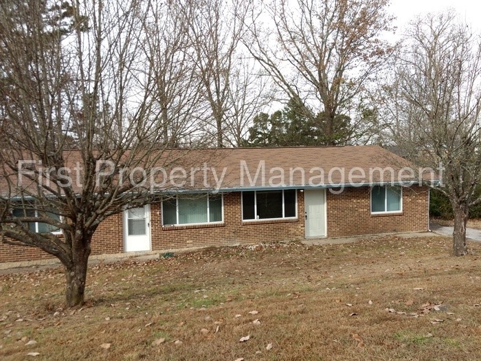 Primary Photo - Est Brainerd Duplex!