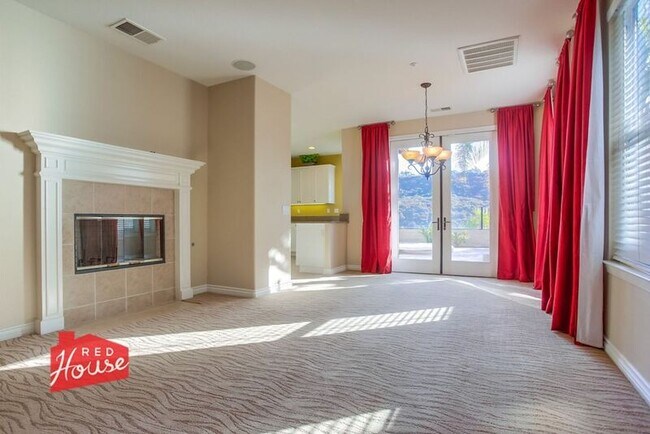 Foto del edificio - 2711 Ascot Ave