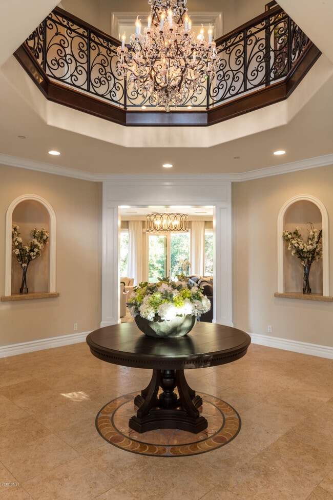 Foto del edificio - 2705 Elderoak Rd