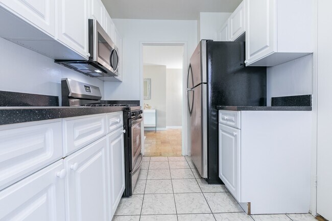 Foto del edificio - 305 East 86th Street